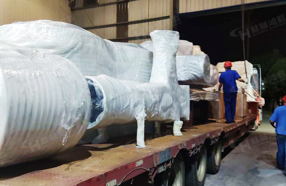 【發(fā)貨】海內(nèi)外訂單火爆,大批鴻程設(shè)備奔赴全球! 【發(fā)貨】海內(nèi)外訂單火爆,大批鴻程設(shè)備奔赴全球!